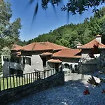 Maisons Des Fleurs Sande (Braga)