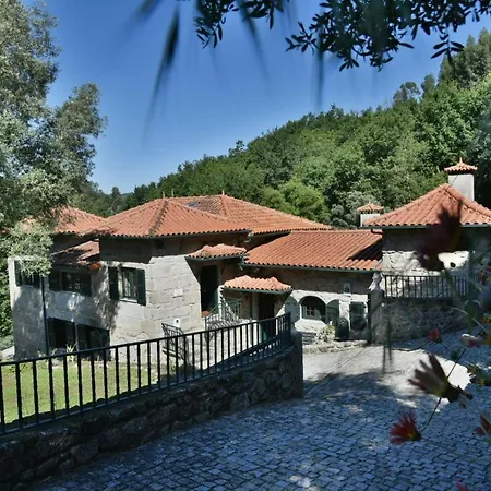 Maisons Des Fleurs Sande (Braga)