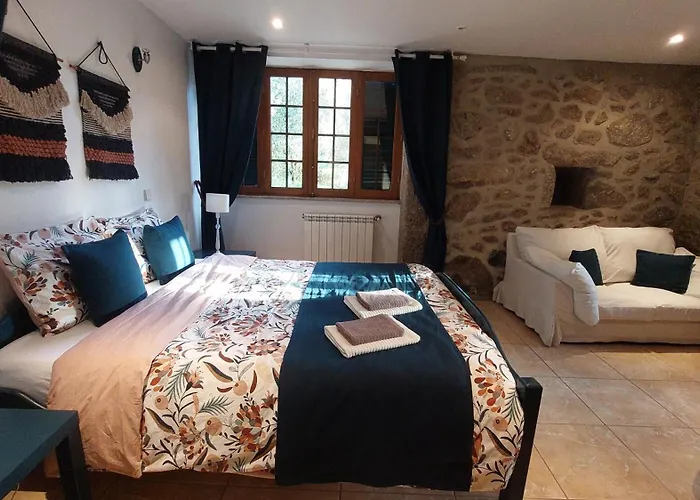 Maisons Des Fleurs *