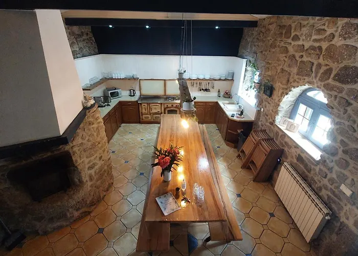 Maisons Des Fleurs Holiday home *